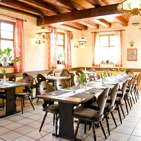 Landgasthof Napoleon 3* ライナウ